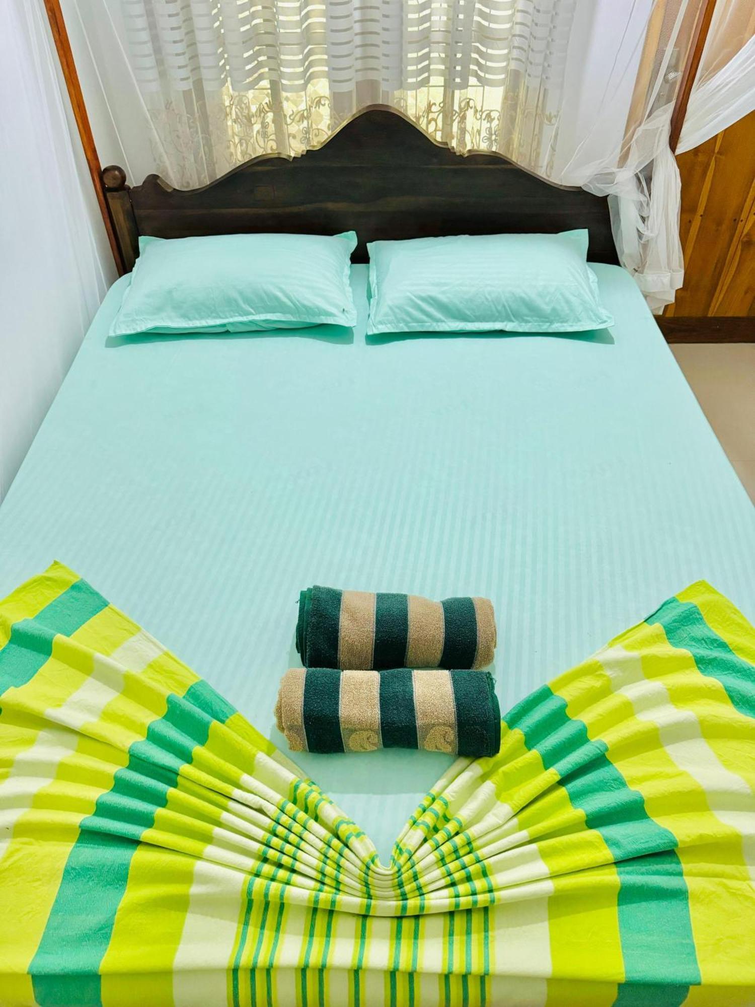 Nethmi Homestay & Restaurant Tangalle Room photo