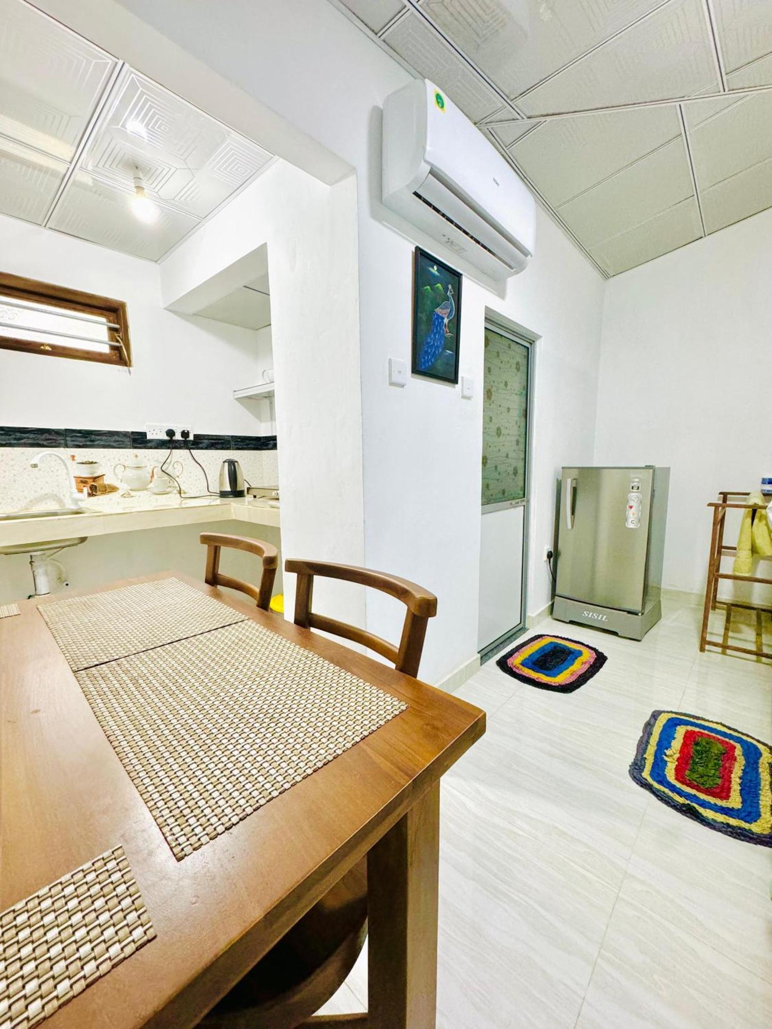Nethmi Homestay & Restaurant Tangalle Exterior photo