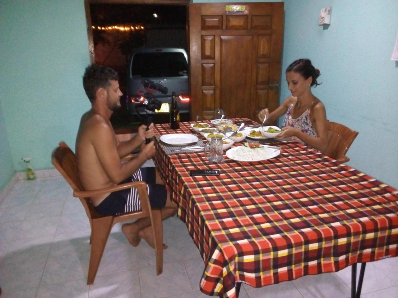 Nethmi Homestay & Restaurant Tangalle Exterior photo
